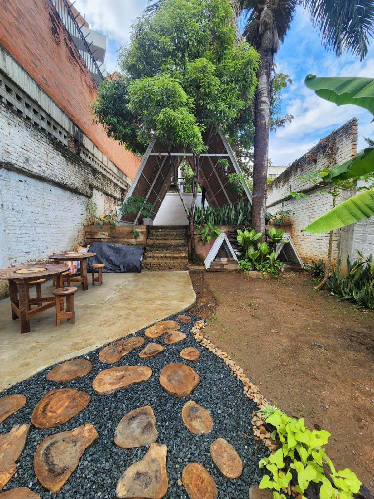 La Divina Trinidad - Galeria Wellness Hostal カリ エクステリア 写真